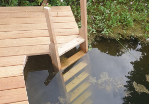 Sandkasten aus Holz