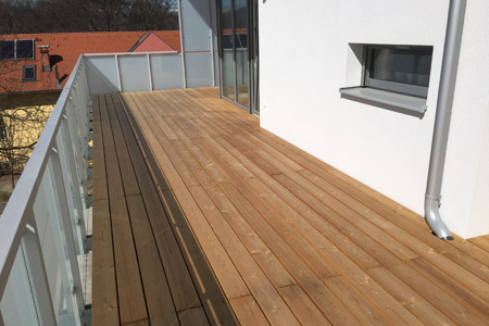 Terrasse mit Glaselemente Koenig Gruber