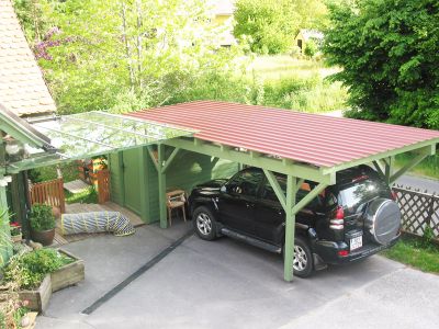 Carport mit Glas-Überdachung