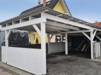 Carport weiß gestrichen